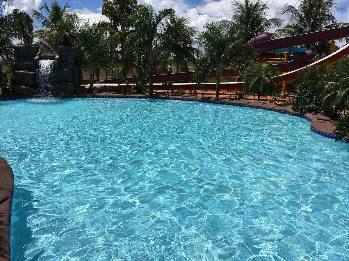 Grandes Lagos Resorts E Parque Aquatico Santa Clara d'Oeste Eksteriør billede